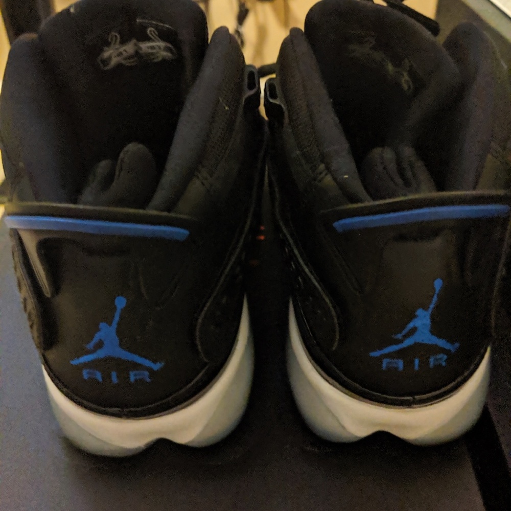 Shoes - Picture 4 of 4